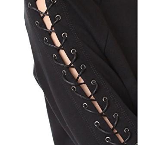 Pam and Gela Laced Sweatshirt. SZ Medium - Picture 5 of 13